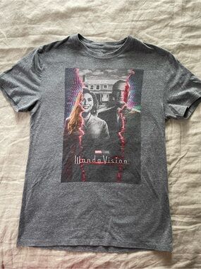 Marvel WandaVision Shirt Medium Teaser Poster Heathered Gray T-Shirt Graphic Tee